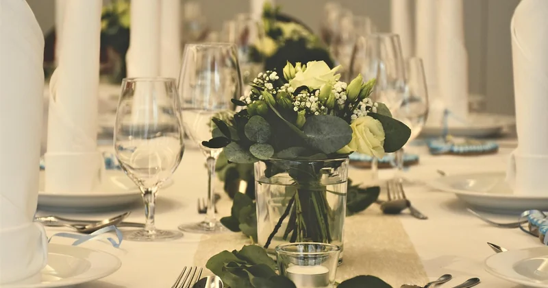 Le menu de mariage revisité : portions courtes et produits identitaires